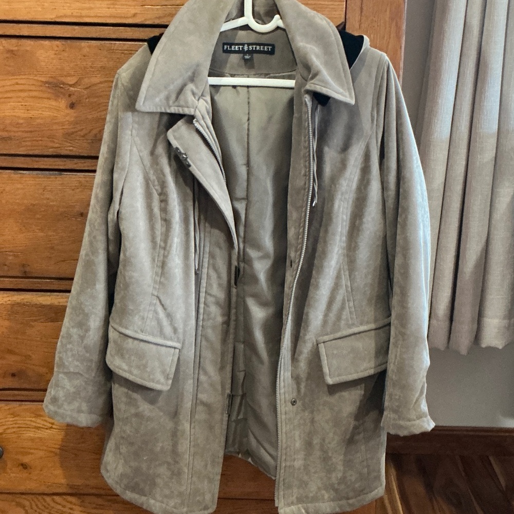 Women's Gray Jacket